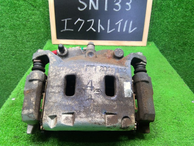 【中古】エクストレイル 6AA-SNT33 右フロントキャリパー 41001-5MT0A