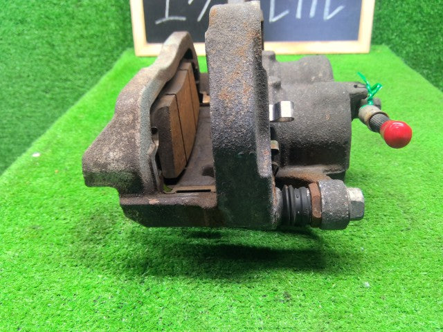【中古】エクストレイル 6AA-SNT33 右フロントキャリパー 41001-5MT0A