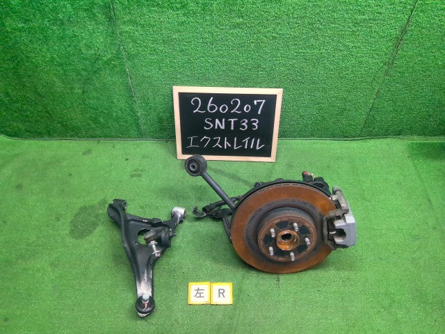 【中古】エクストレイル 6AA-SNT33 左リアナックルハブ ロアアームセット