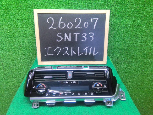 【中古】エクストレイル 6AA-SNT33 ＡＣ エアコンスイッチパネル