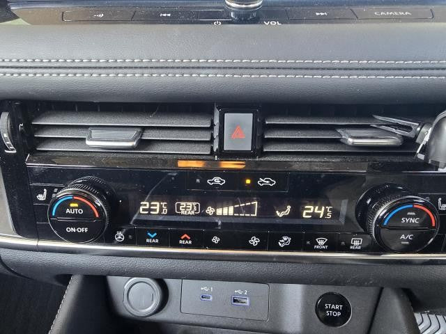 【中古】エクストレイル 6AA-SNT33 ＡＣ エアコンスイッチパネル