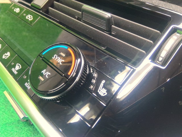 【中古】エクストレイル 6AA-SNT33 ＡＣ エアコンスイッチパネル