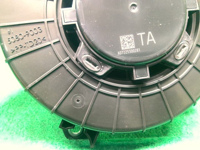 【中古】エクストレイル 6AA-SNT33 ＨＶバッテリーファンモーター 295D0-6UM0A