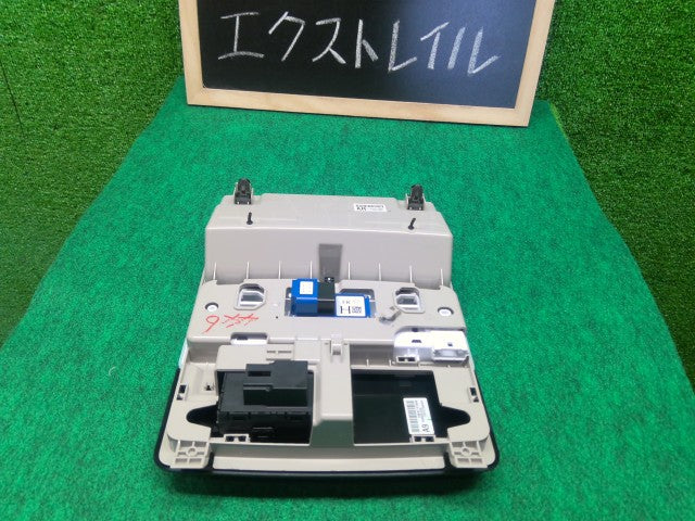 【中古】エクストレイル 6AA-SNT33 ルームランプ 26430-6RA0A