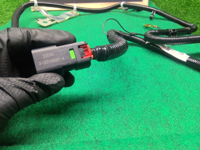 【中古】エクストレイル 6AA-SNT33 リアクオーターコンセント 24017-6RA0A