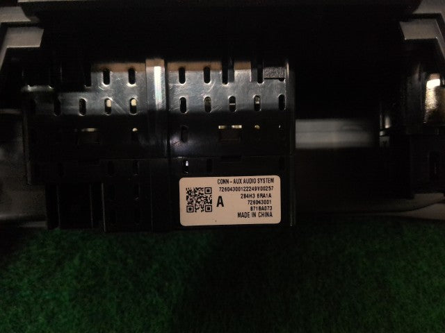 【中古】エクストレイル 6AA-SNT33 ＵＳＢポート イグニッションスイッチ付き