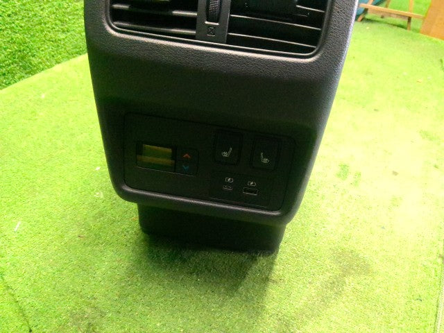 【中古】エクストレイル 6AA-SNT33 コンソールボックス 96910-6RA2A