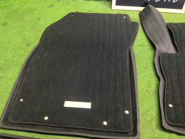 【中古】エクストレイル 6AA-SNT33 フロアマット QAB