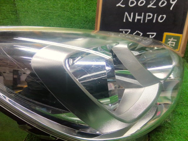 アクア 右ヘッドランプＡＳＳＹ DAA-NHP10 81110-52K40