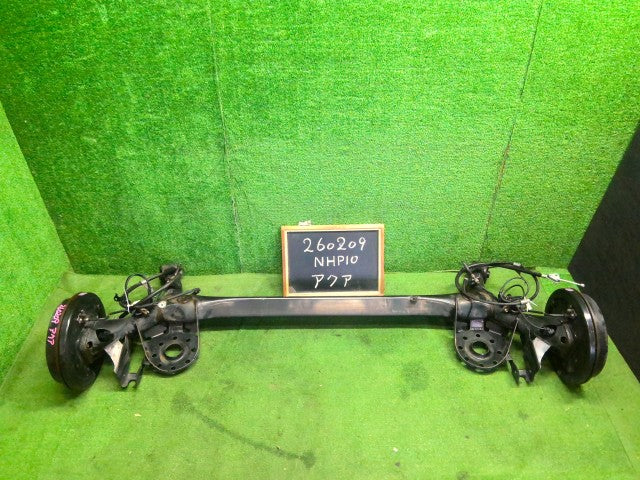 アクア ＲアクスルホーシングＡＳＳＹ DAA-NHP10 42110-52332