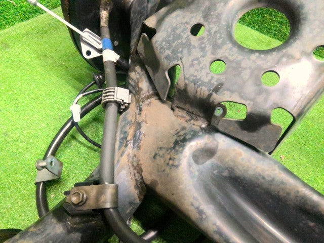 アクア ＲアクスルホーシングＡＳＳＹ DAA-NHP10 42110-52332