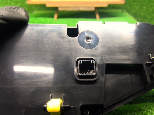アクア Ａ／Ｃスイッチパネル DAA-NHP10 55900-52A60