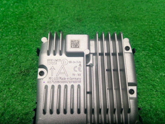 アクア レーダー・カメラ（運転支援用） DAA-NHP10 88181-0W030
