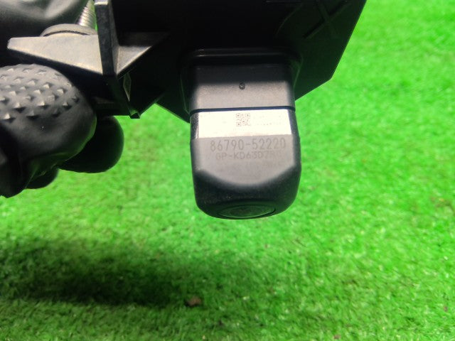 【中古】ヴィッツ DBA-NSP135 バック カメラ