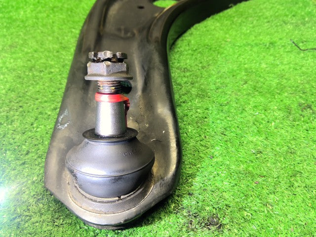 【中古】ヴィッツ DBA-NSP135 左 フロント