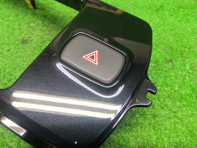 【中古】ヴィッツ DBA-NSP135 オーディオパネル 55405-52B90