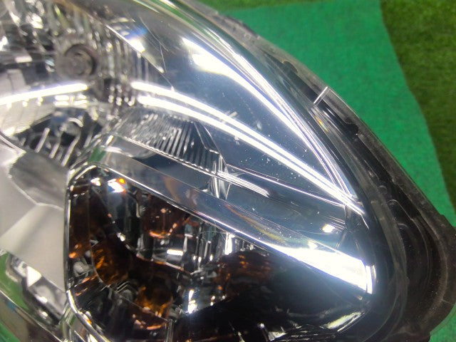 【中古】デイズルークス DBA-B21A 右ヘッドランプＡＳＳＹ 26010-6A02H