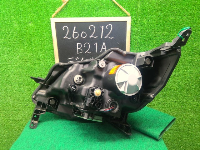 【中古】デイズルークス DBA-B21A 右ヘッドランプＡＳＳＹ 26010-6A02J