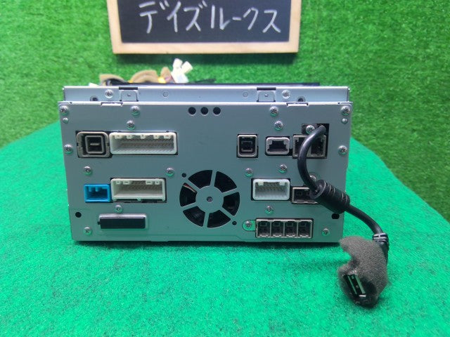 【中古】デイズルークス DBA-B21A カーナビゲーション MC314D-W