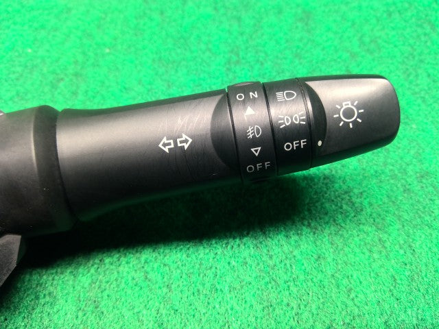 【中古】デイズルークス DBA-B21A ディマースイッチ 25550-6A00B