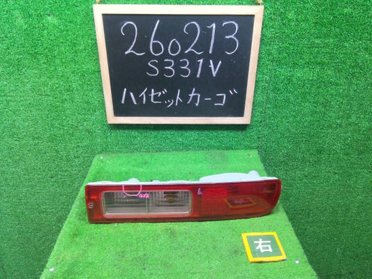 【中古】ハイゼット EBD-S331V 右テールランプ 81550-B5020