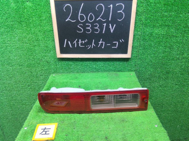 【中古】ハイゼット EBD-S331V 左テールランプ 81560-B5020
