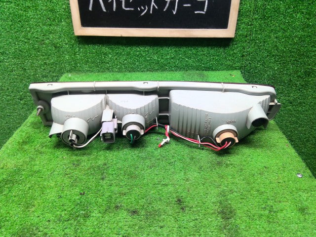 【中古】ハイゼット EBD-S331V 左テールランプ 81560-B5020