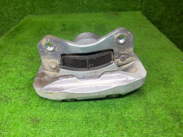 【中古】ハイゼット EBD-S331V 左フロントキャリパー 47750-B5010