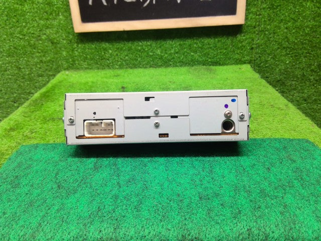 【中古】ハイゼット EBD-S331V ラジオ 86120-B5030