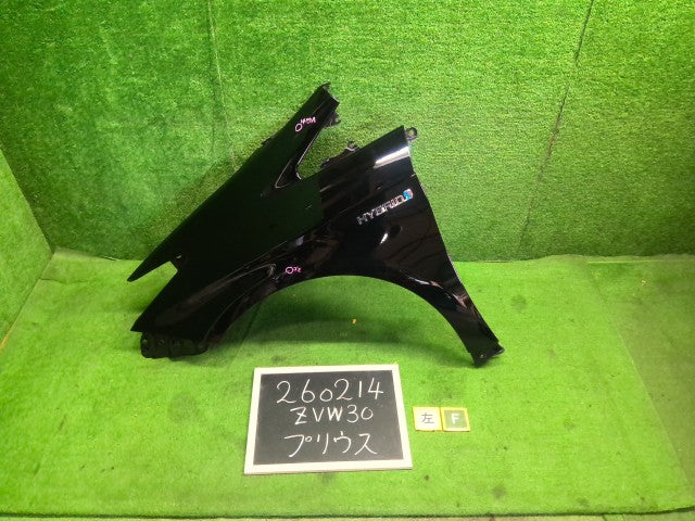 【中古】プリウス DAA-ZVW30 左フロント フェンダー