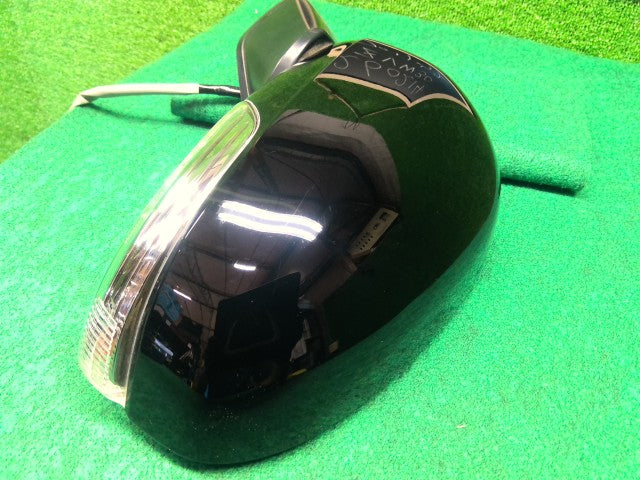 【中古】プリウス DAA-ZVW30 左サイドミラー 87940-47300