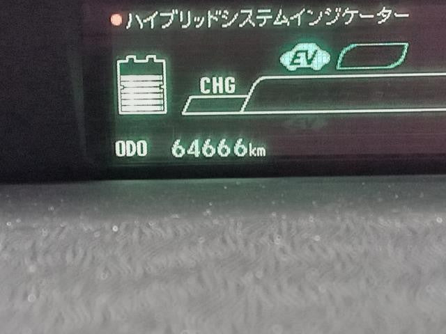 【中古】プリウス DAA-ZVW30 スピードメーター 83800-47880