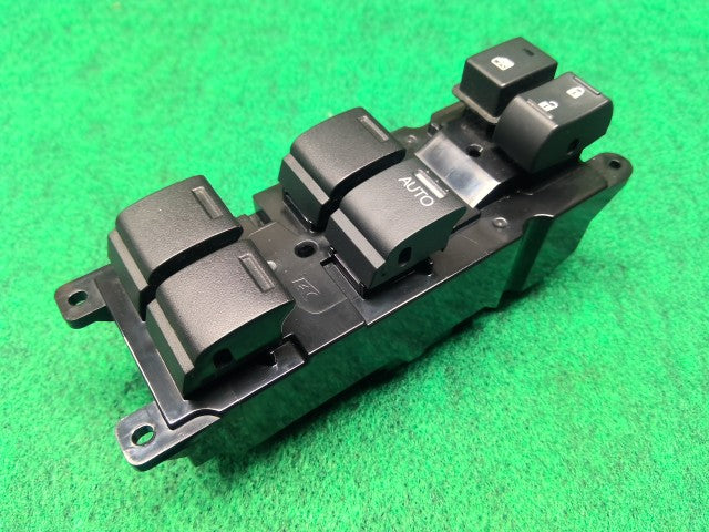 【中古】Ｎ－ＢＯＸ DBA-JF2 パワーウインドウスイッチ 35750-TY0-J01
