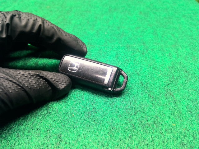 【中古】Ｎ－ＢＯＸ DBA-JF2 キーレスリモコン 72147-TY0-J01