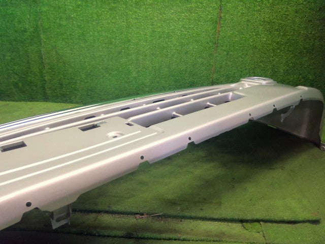 【中古】キャリィ EBD-DA16T フロントバンパーＡＳＳＹ 71711-82M10-Z2S