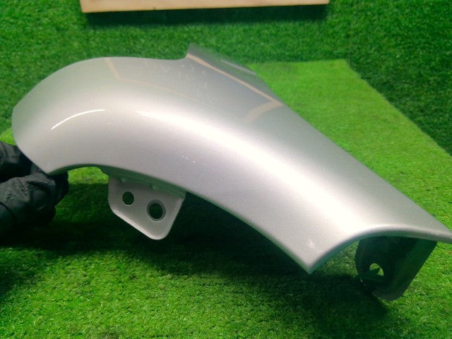 【中古】キャリィ EBD-DA16T 右フロントフェンダー 58511-82M00