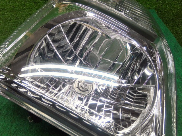 【中古】キャリィ EBD-DA16T 右ヘッドランプＡＳＳＹ 35120-82M01