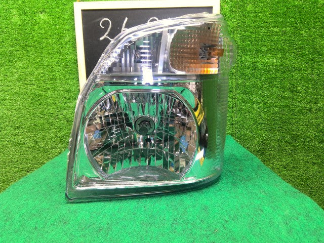【中古】キャリィ EBD-DA16T 左ヘッドランプＡＳＳＹ 35320-82M01