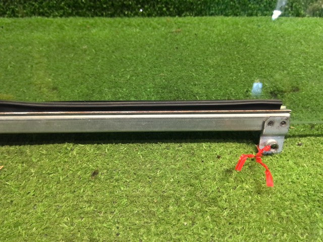 【中古】キャリィ EBD-DA16T 左フロントドアガラス 84536-82M01