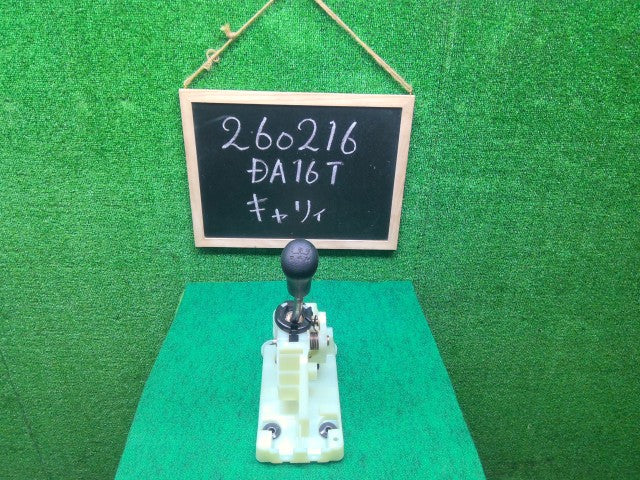 【中古】キャリィ EBD-DA16T シフトレバー 28101-67H01