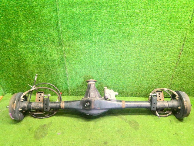 【中古】キャリィ EBD-DA16T ＲアクスルホーシングＡＳＳＹ 46510-82MB0