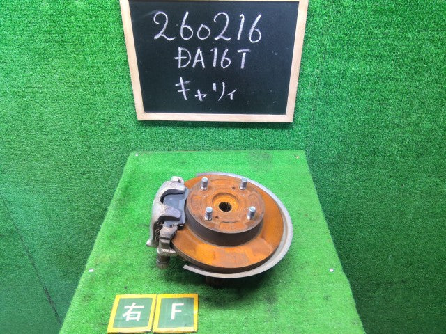 【中古】キャリィ EBD-DA16T 右フロントナックルハブＡＳＳＹ 45111-82MC0