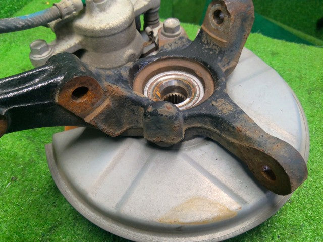 【中古】キャリィ EBD-DA16T 右フロントナックルハブＡＳＳＹ 45111-82MC0