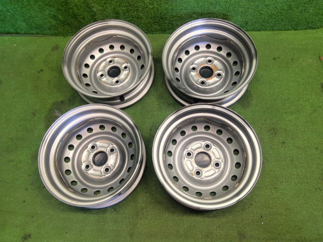【中古】12インチ スチールホイール 3.5J 4H