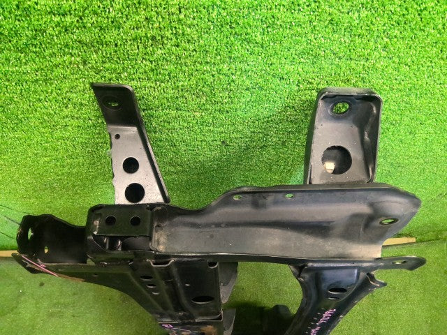 【中古】キャリィ EBD-DA16T フロントメンバー 45910-82MB0