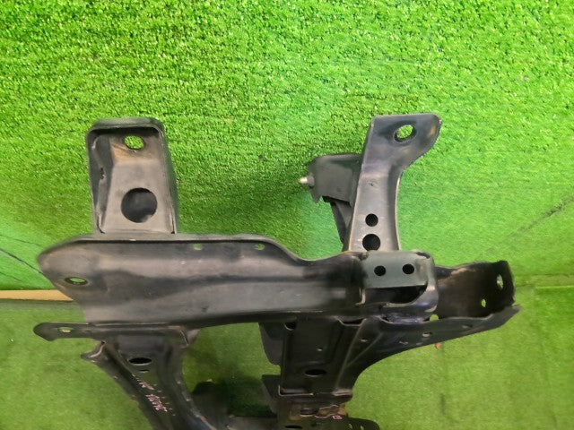 【中古】キャリィ EBD-DA16T フロントメンバー 45910-82MB0