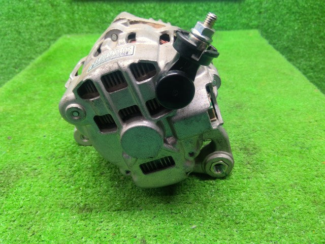 【中古】キャリィ EBD-DA16T オルタネーター 31400-82M01