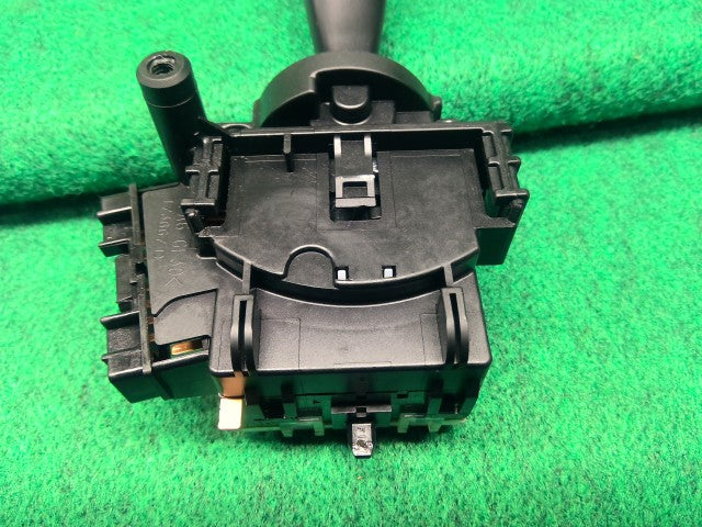 【中古】キャリィ EBD-DA16T ワイパースイッチ 37310-50M10
