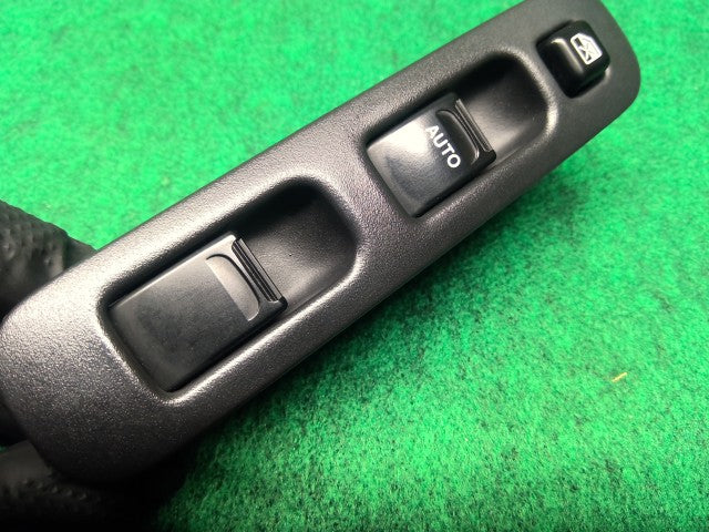 【中古】キャリィ EBD-DA16T パワーウインドウスイッチ 37990-82M00-P4Z