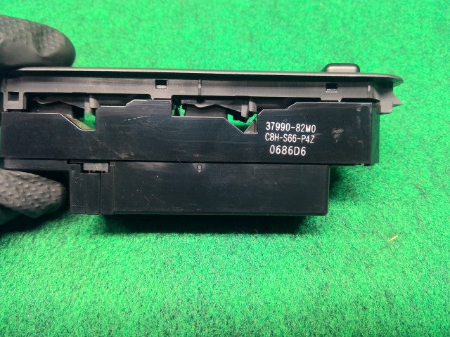 【中古】キャリィ EBD-DA16T パワーウインドウスイッチ 37990-82M00-P4Z